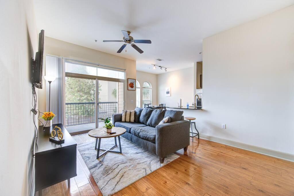 1br Urban Retreat Pool Gym Near Nrg Wifi Petok